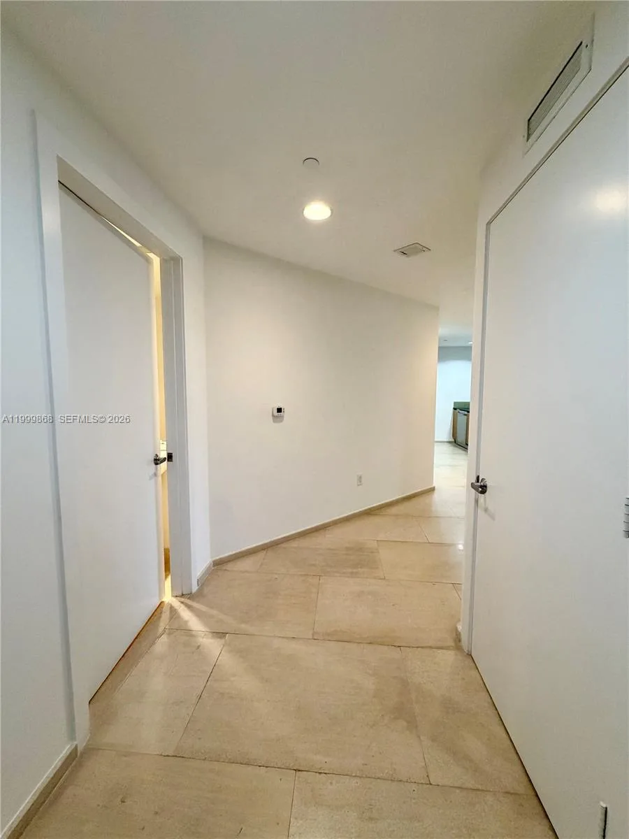 1050 Brickell Ave # 2420, Miami, FL 33131