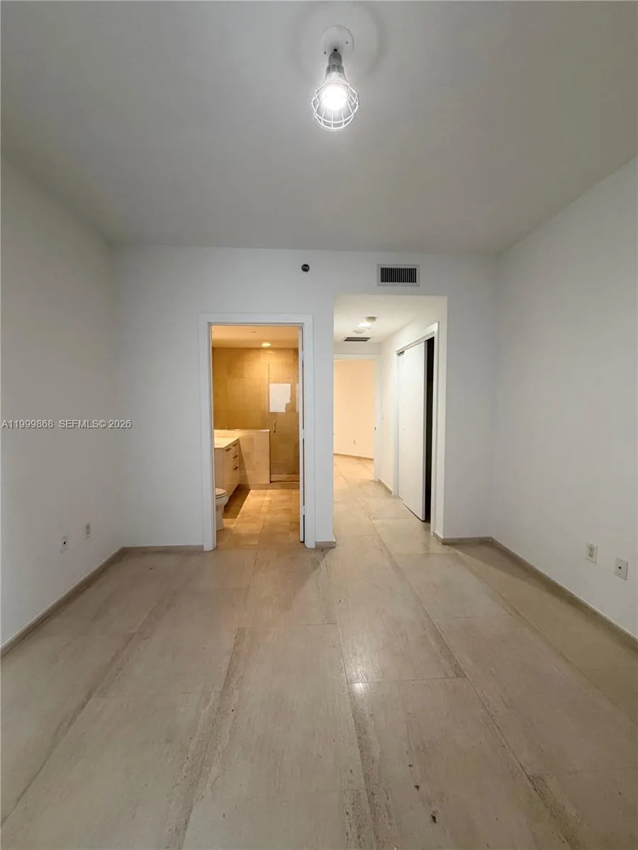 1050 Brickell Ave # 2420, Miami, FL 33131 photo 8
