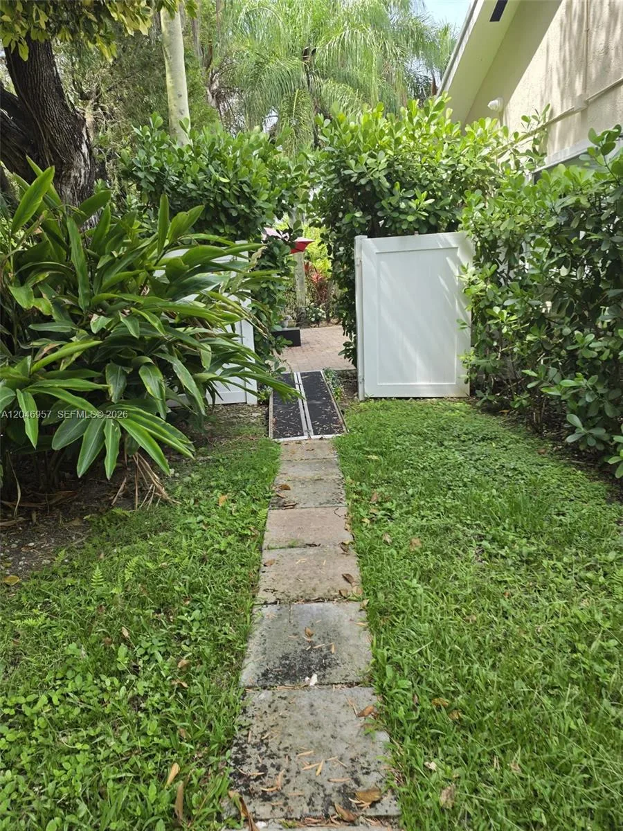 9760 SW 148th St # studio, Miami, FL 33176 photo 5