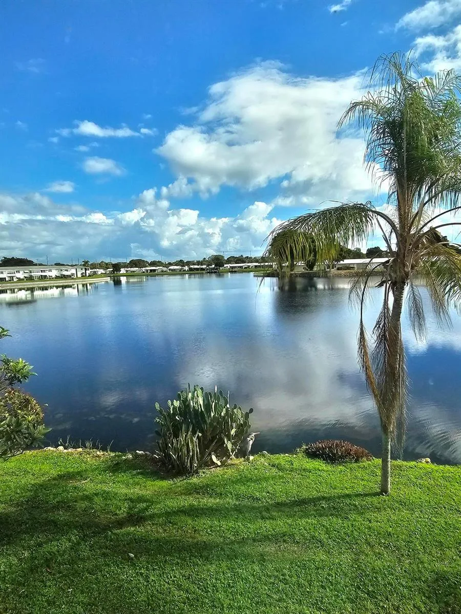 1118 Lake Terrace # 217 H, Boynton Beach, FL 33426