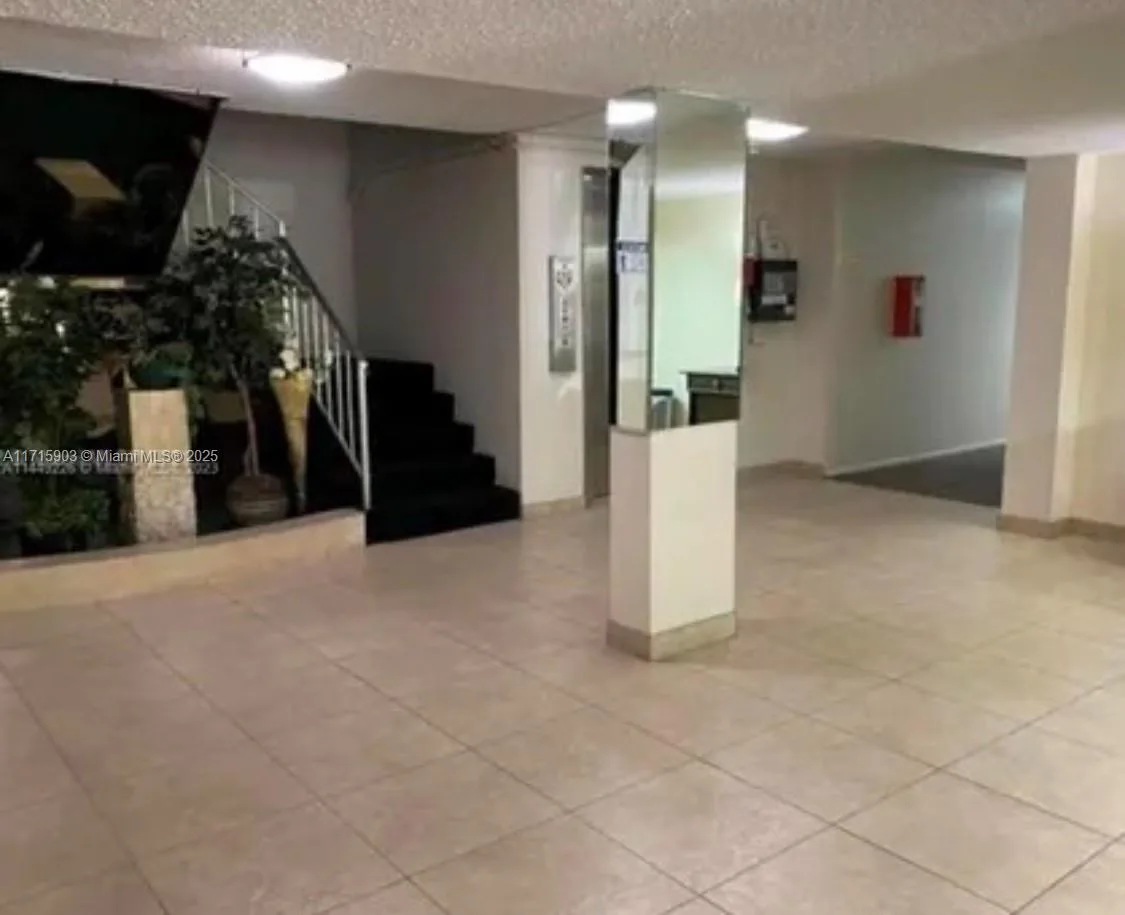 6700 Cypress Rd # 512, Plantation, FL 33317 photo 12