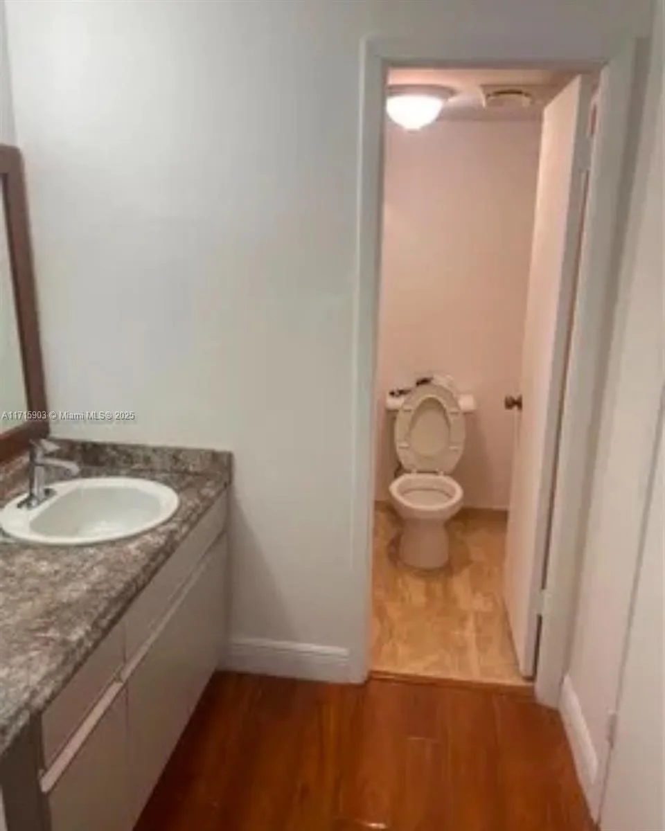 6700 Cypress Rd # 512, Plantation, FL 33317 photo 5