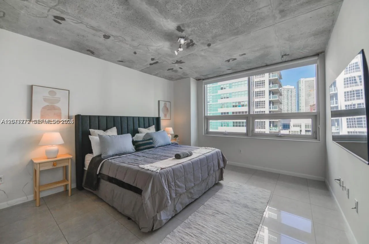 3250 NE 1st Ave # 901, Miami, FL 33137 photo 4