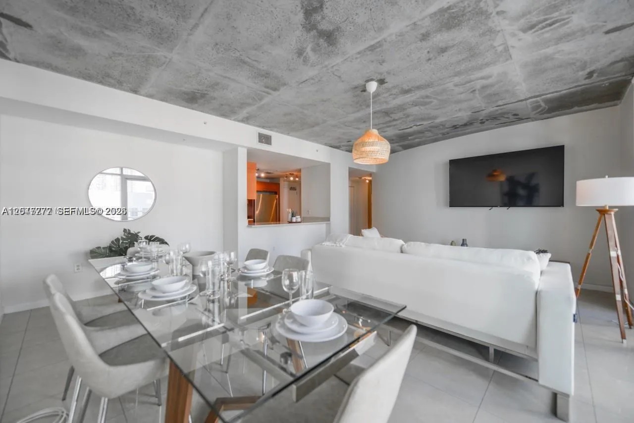 3250 NE 1st Ave # 901, Miami, FL 33137 photo 8