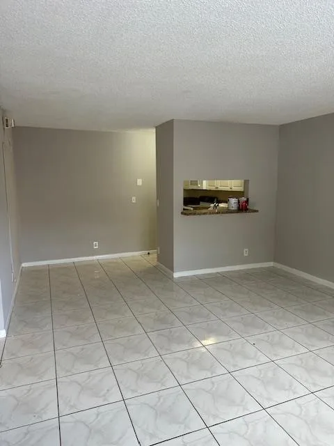 1004 Twin Lakes Drive, Coral Springs, FL 33071 photo 5