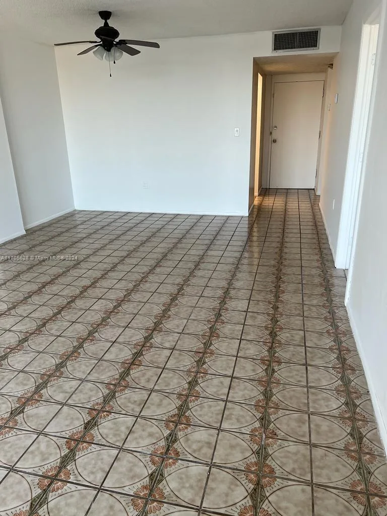 15600 NW 7th Ave # 821, Miami, FL 33169 photo 6