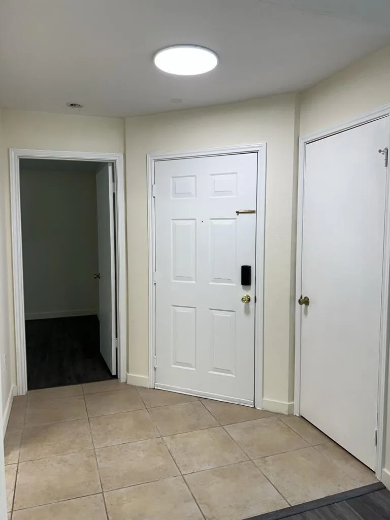 2350 NW 33rd Street # 807, Oakland Park, FL 33309 photo 3