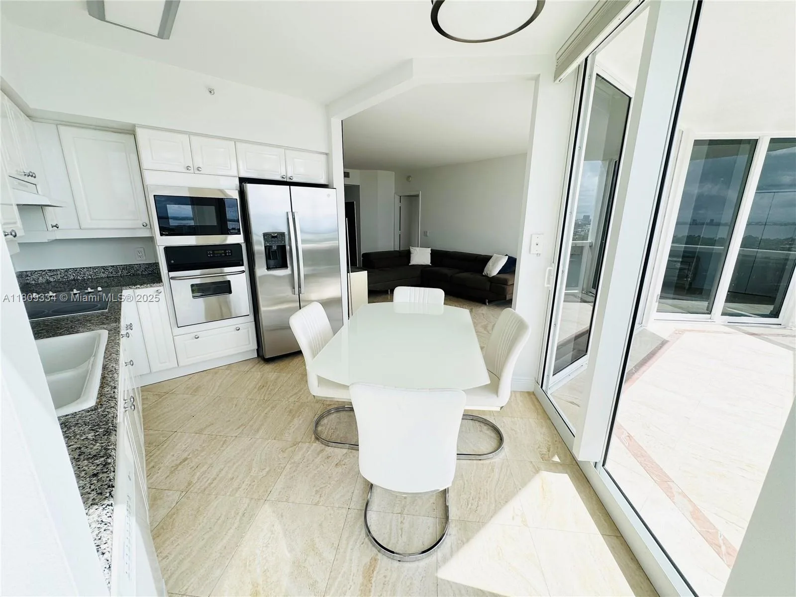 4779 Collins Ave # 2106, Miami Beach, FL 33140 photo 7