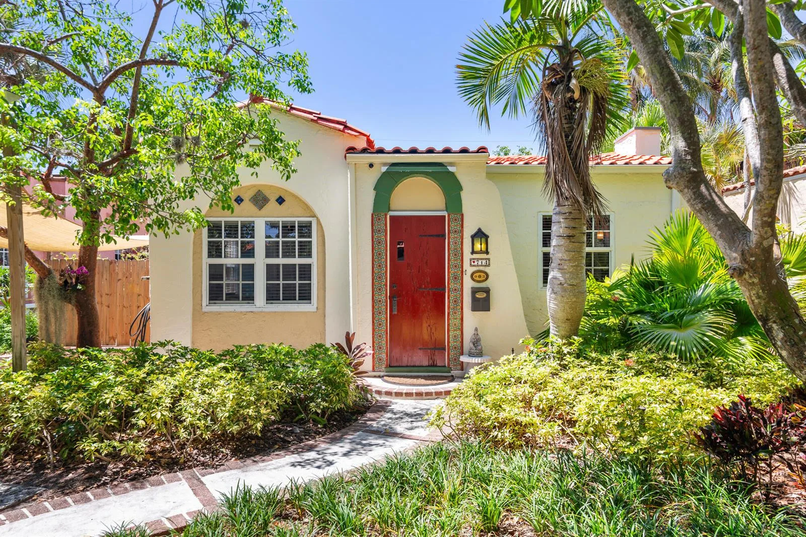 714 Sunset Road, West Palm Beach, FL 33401