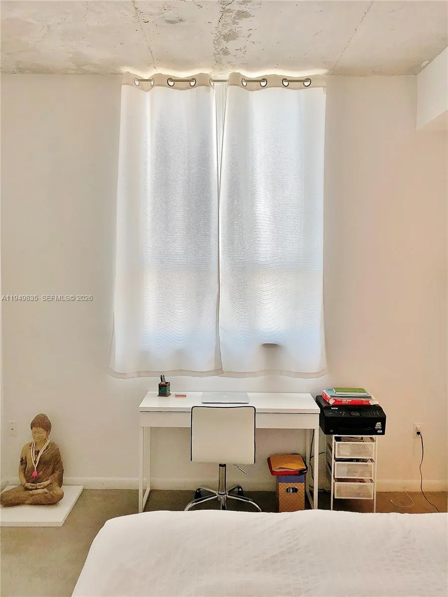 234 NE 3rd St # 1605, Miami, FL 33132 photo 6