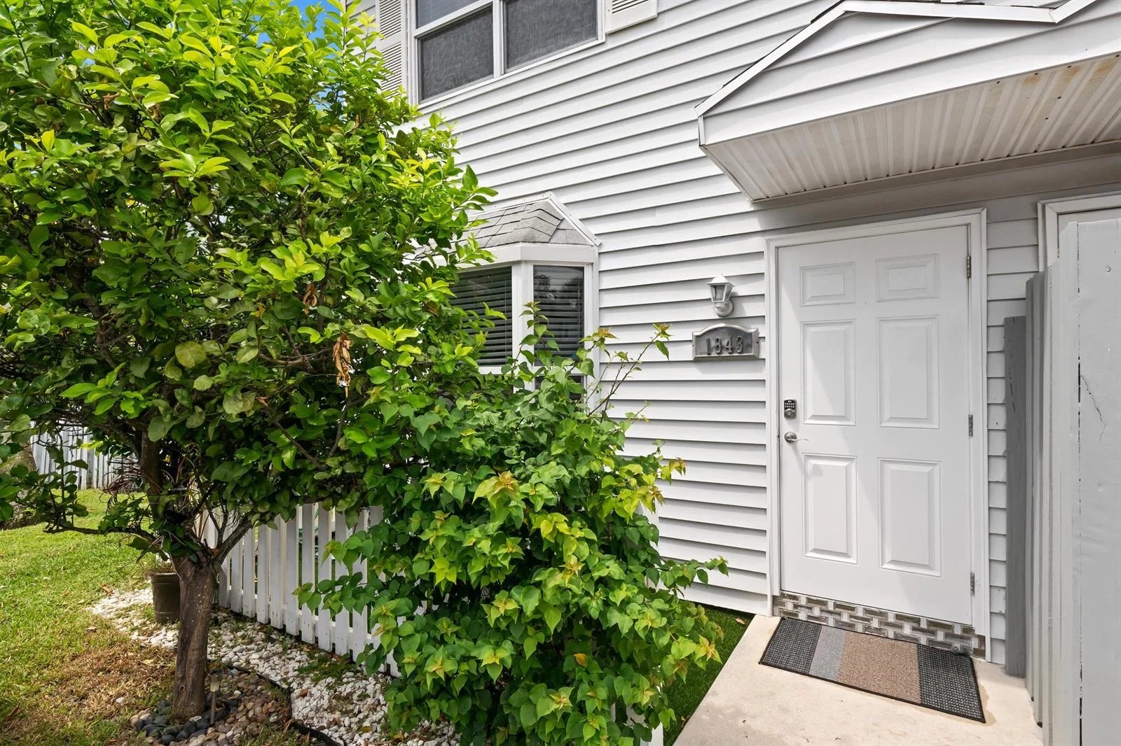1843 NE 15TH Avenue, Fort Lauderdale, FL 33305