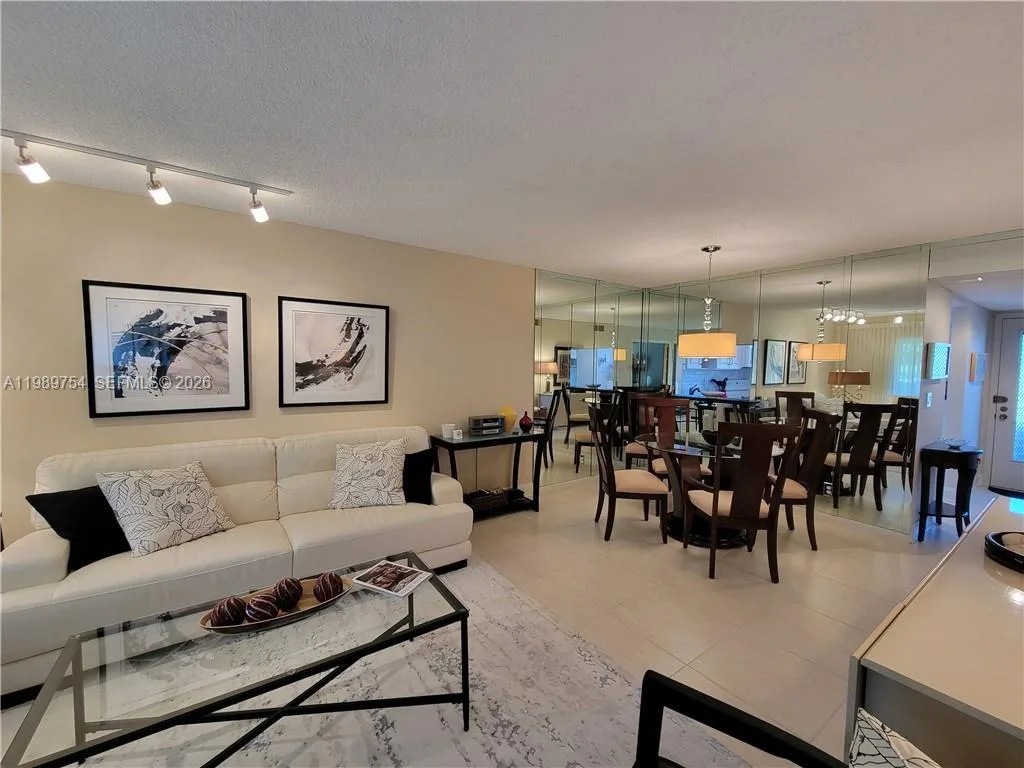 3774 Inverrary Blvd # 103P, Lauderhill, FL 33319 photo 9