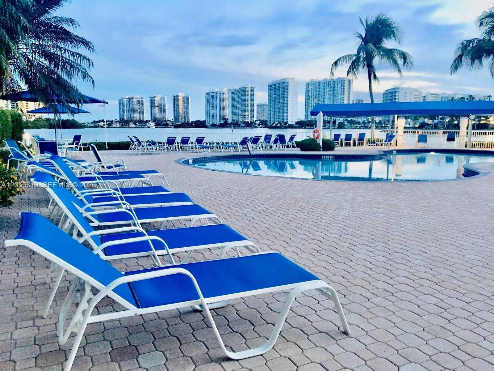3530 Mystic Pointe Dr # 1208, Aventura, FL 33180 — zdjęcie 2