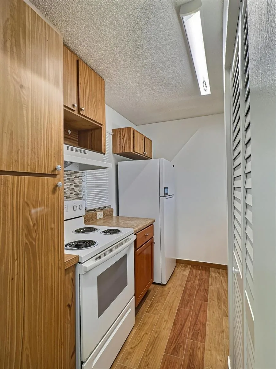 889 TWIN LAKES Drive # 1-J, Coral Springs, FL 33071 photo 10