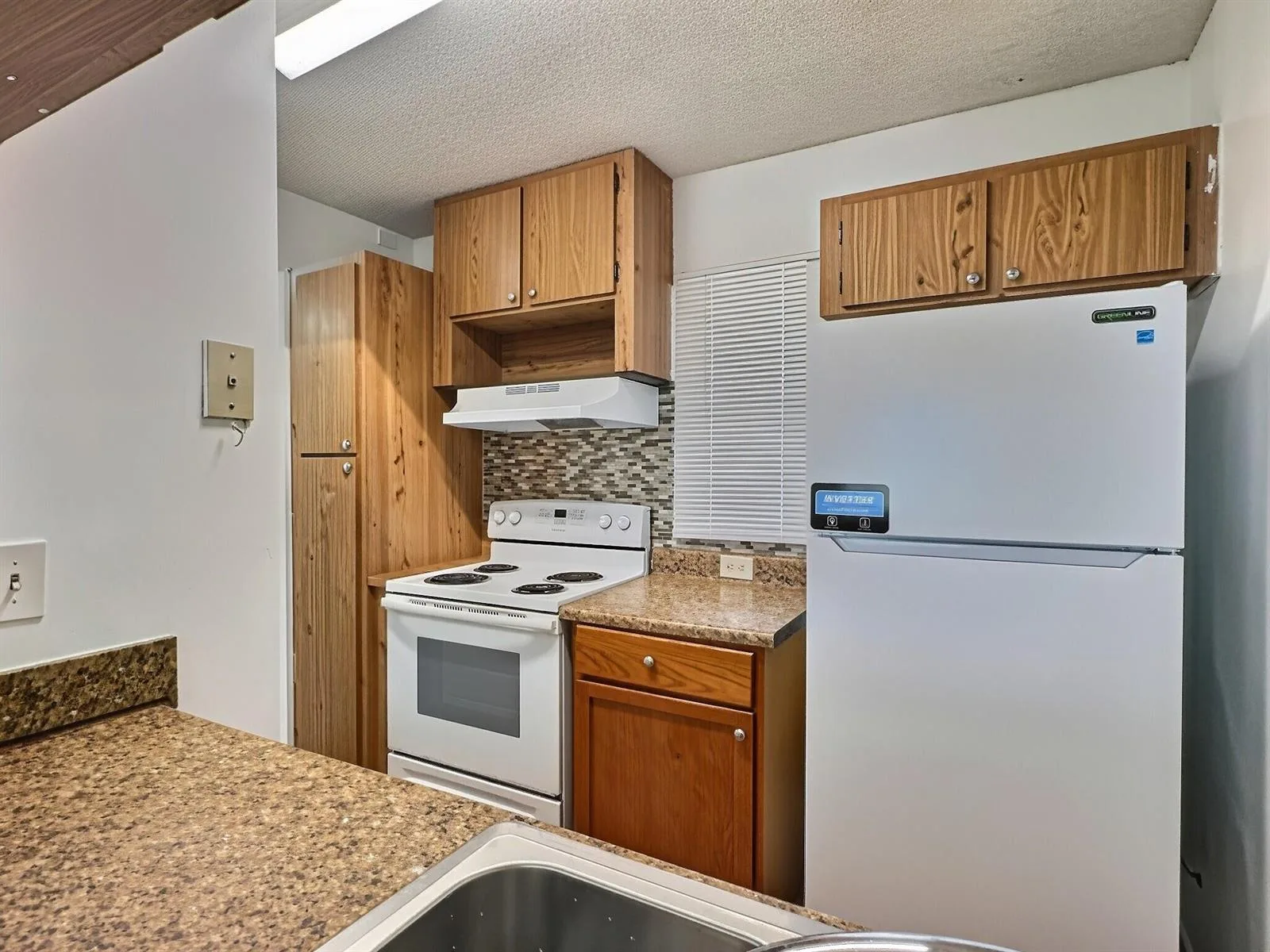 889 TWIN LAKES Drive # 1-J, Coral Springs, FL 33071 photo 11