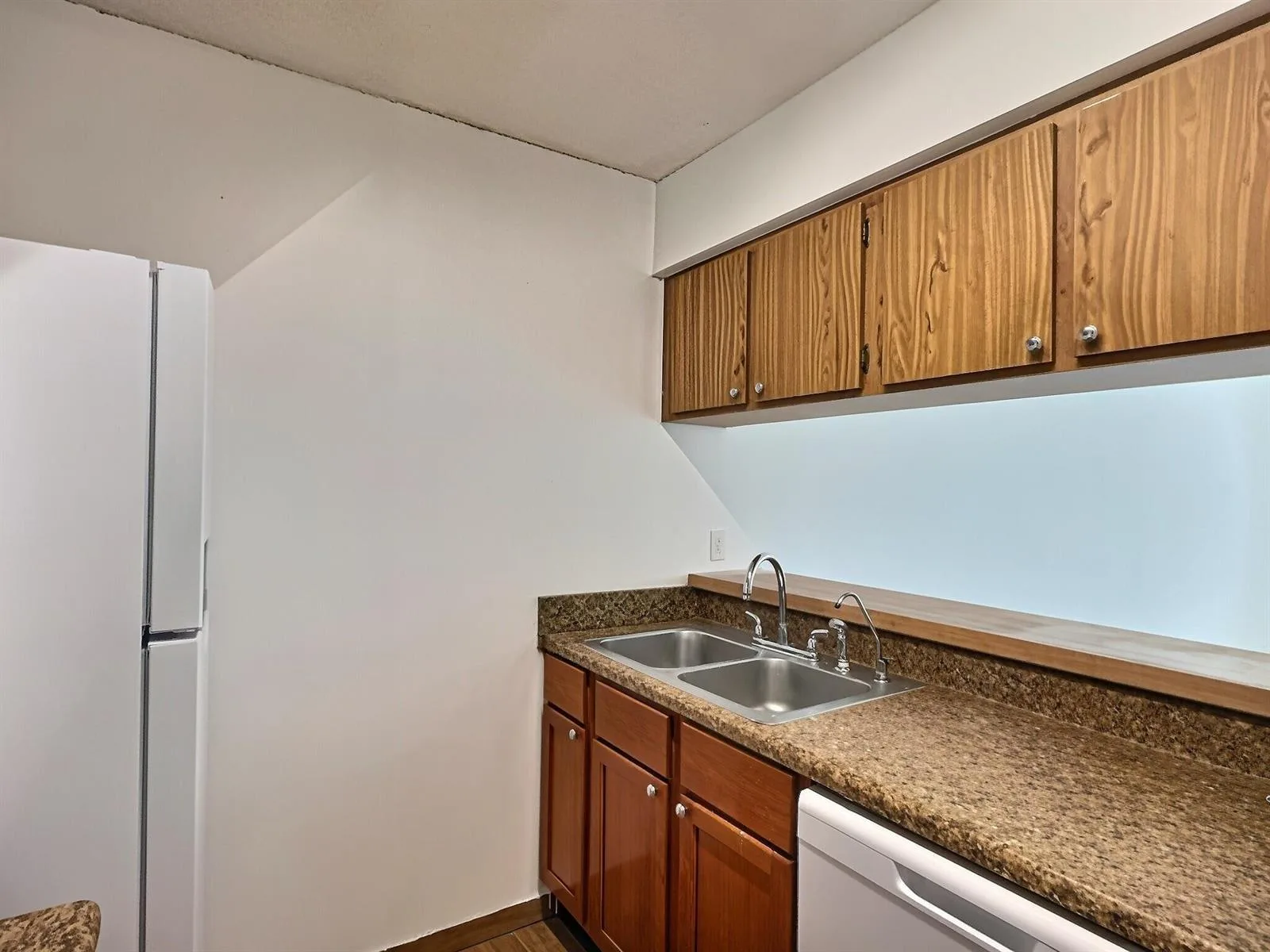 889 TWIN LAKES Drive # 1-J, Coral Springs, FL 33071 photo 12