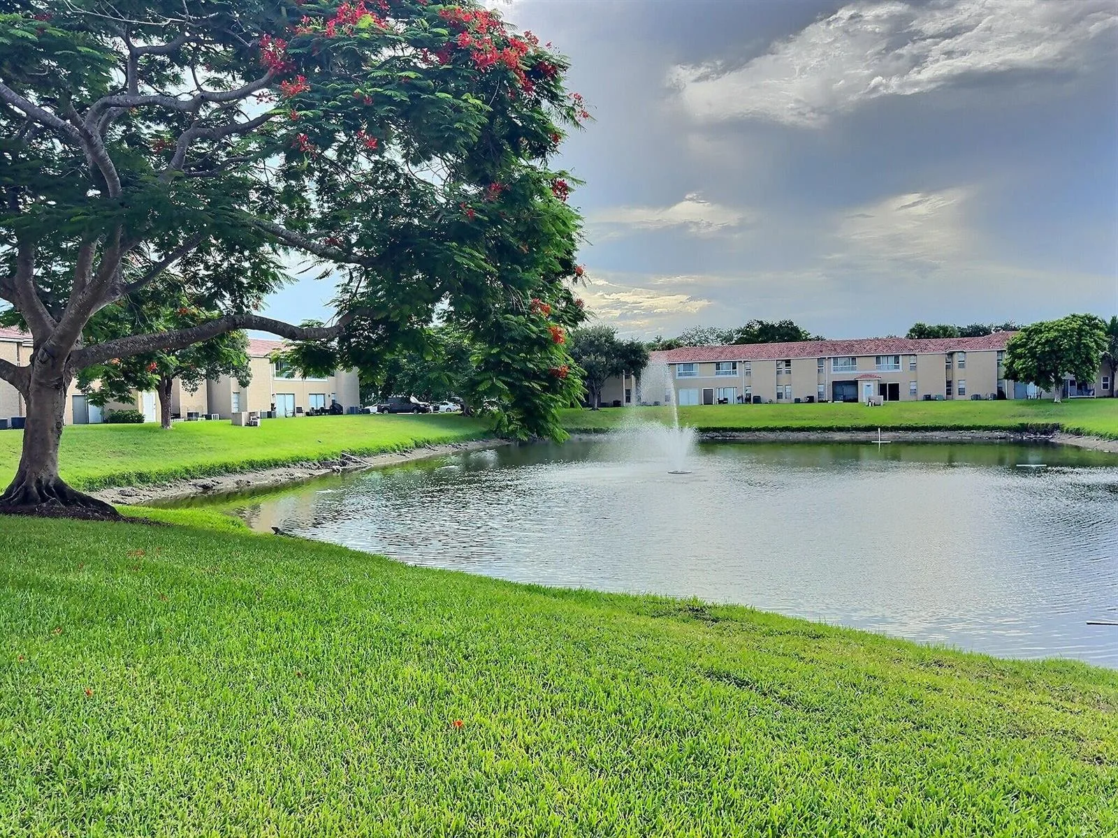 889 TWIN LAKES Drive # 1-J, Coral Springs, FL 33071 photo 13