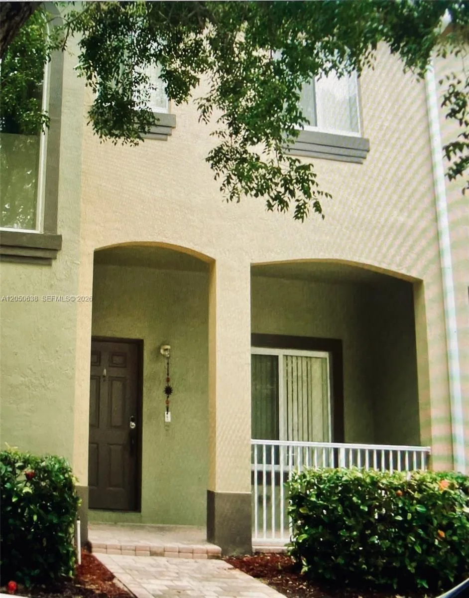 2416 SE 19th Ct # 2416, Homestead, FL 33035