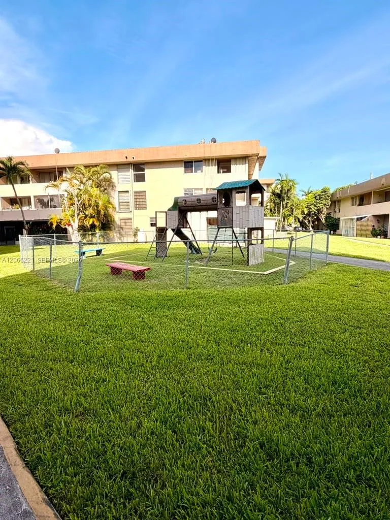 840 NW 87th Ave # 406, Miami, FL 33172 photo 8