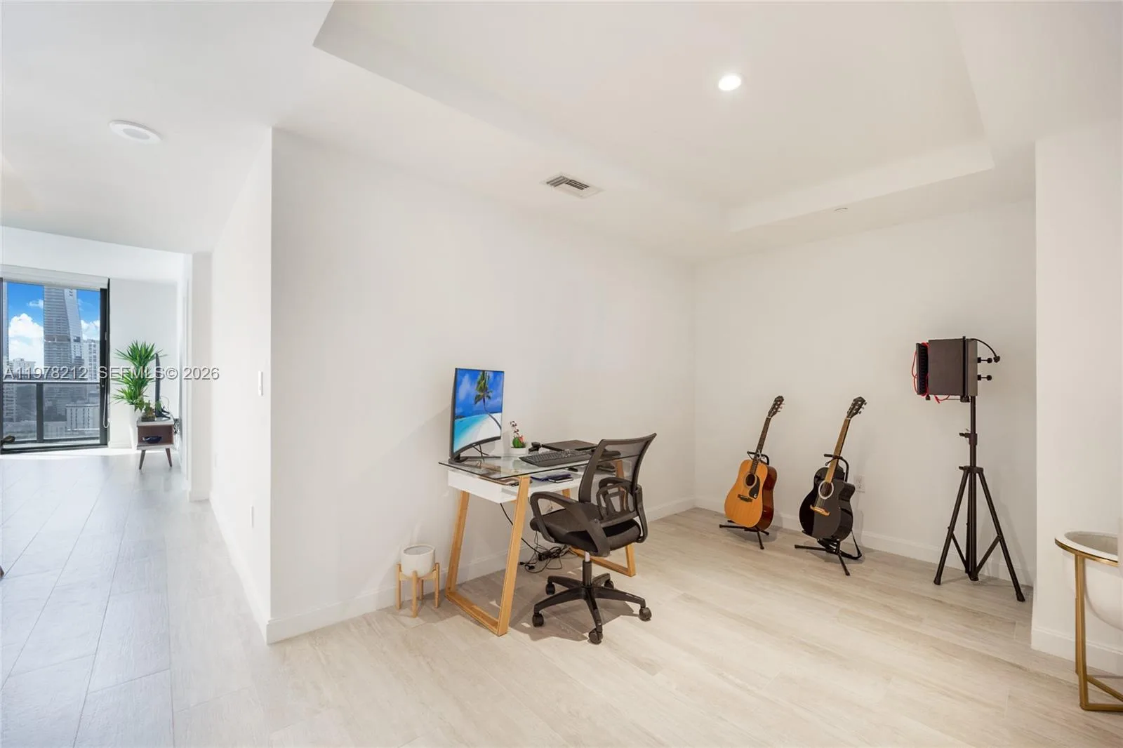 45 SW 9th St # 1904, Miami, FL 33130 photo 8