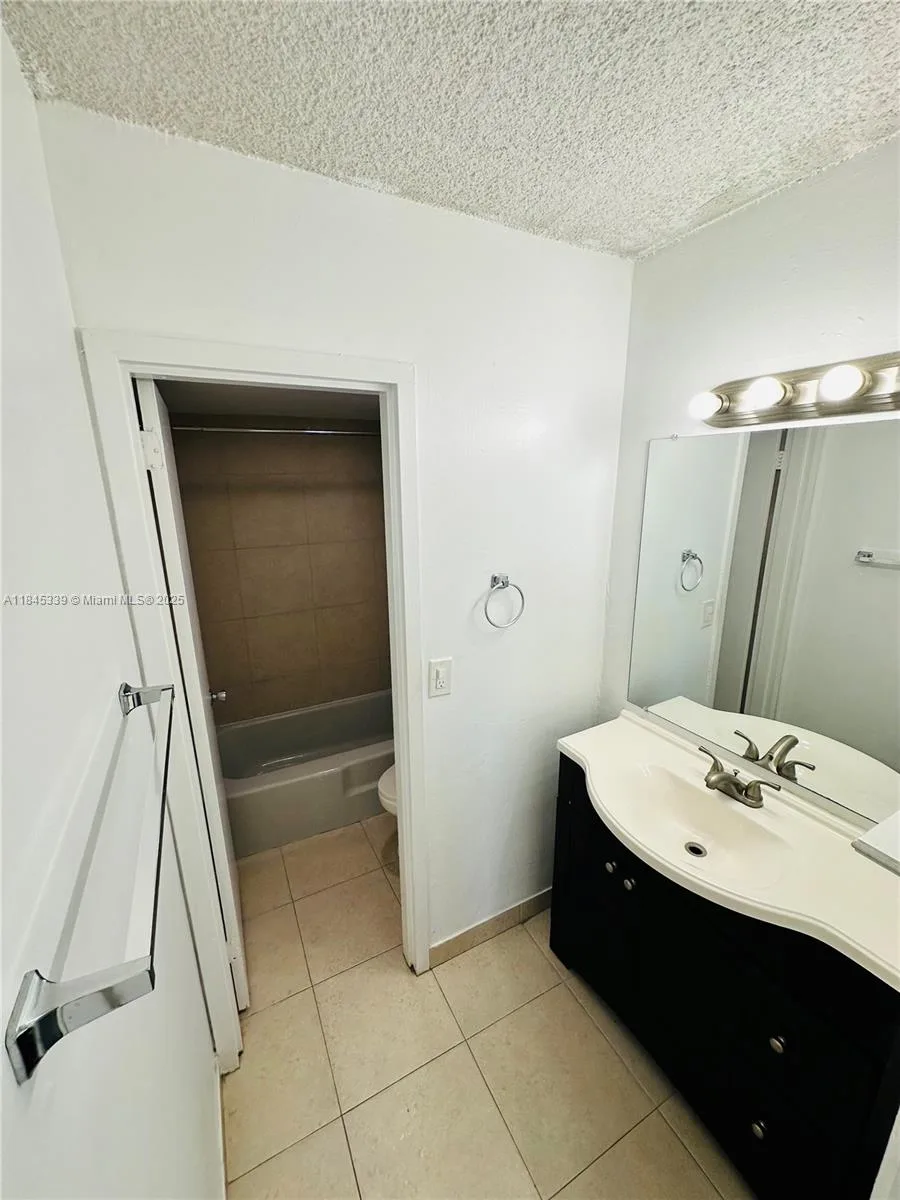 2020 NE 135th St # 807, North Miami, FL 33181 photo 10