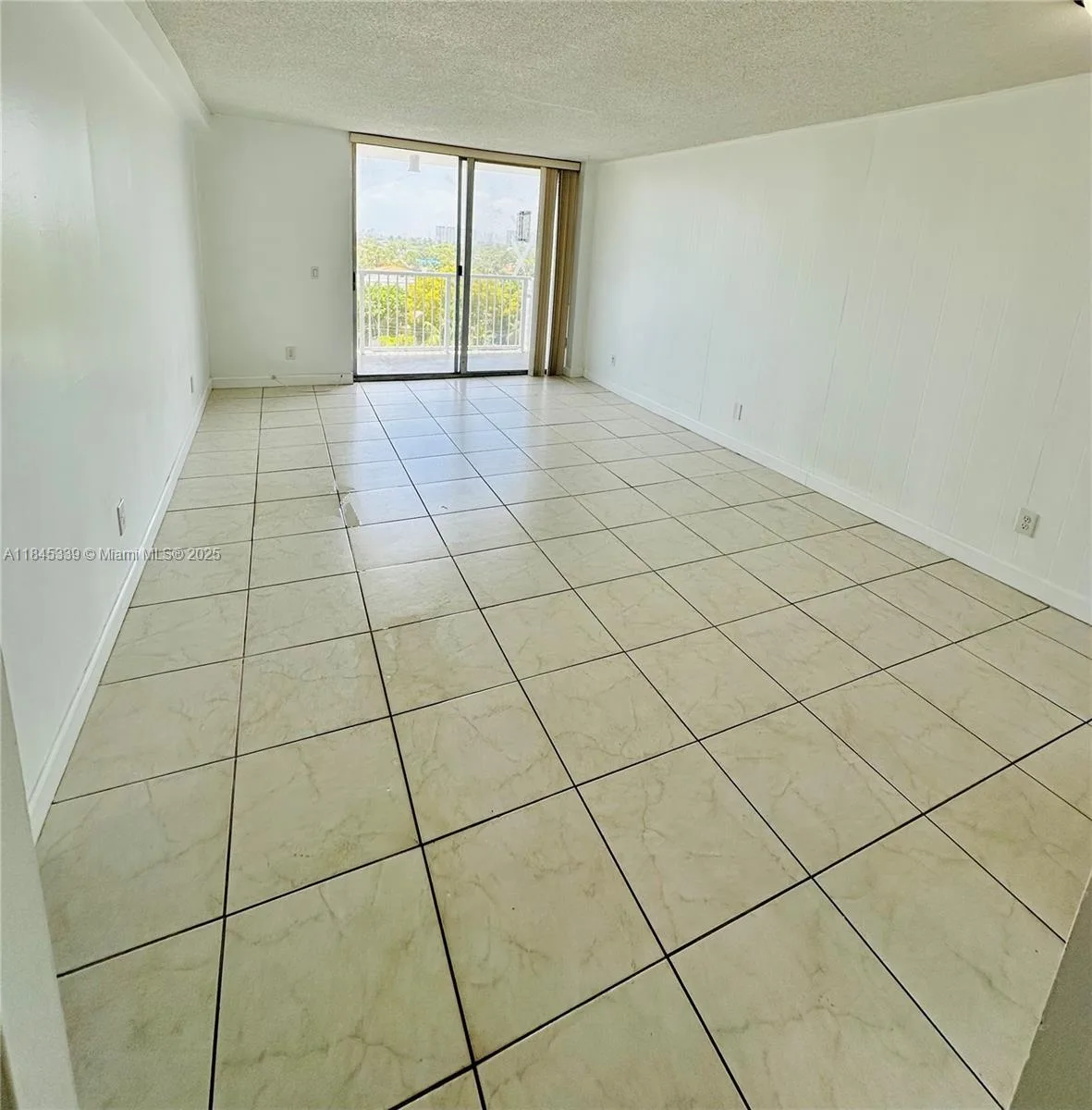 2020 NE 135th St # 807, North Miami, FL 33181 photo 6