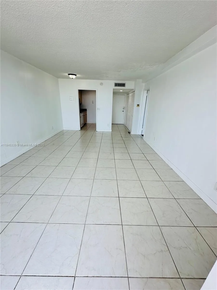 2020 NE 135th St # 807, North Miami, FL 33181 photo 7