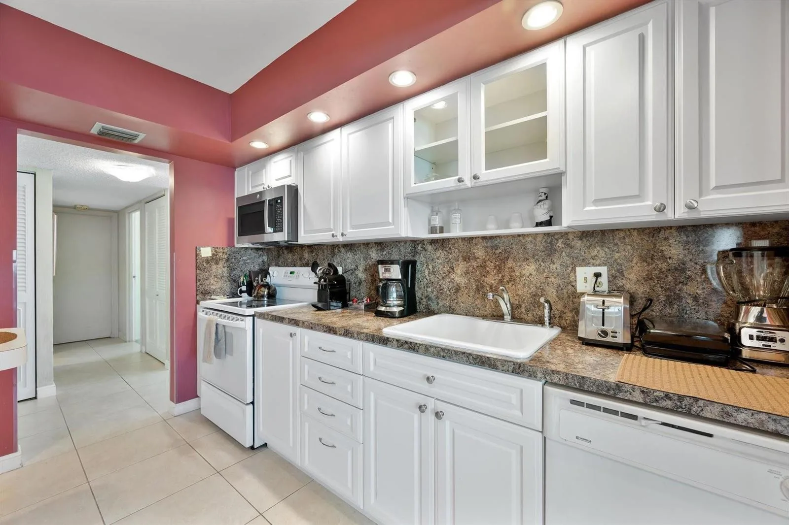 2017 S Ocean Drive # Ph1, Hallandale Beach, FL 33009 photo 8