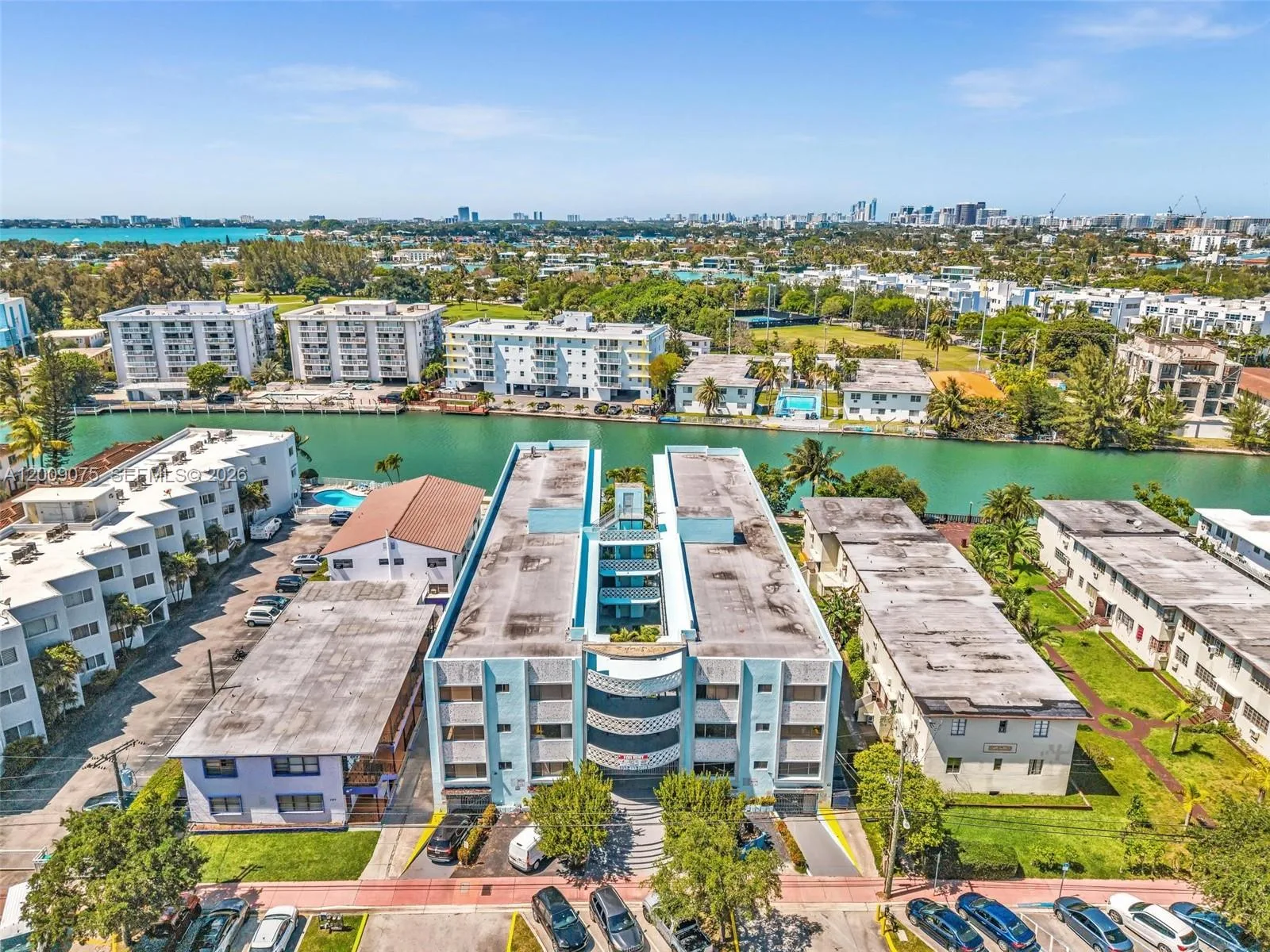 1165 Marseille Dr # 4, Miami Beach, FL 33141