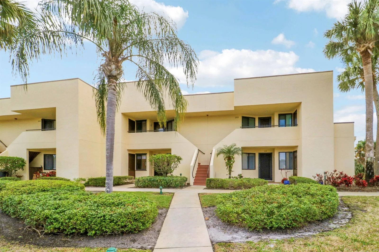 6980 SE Constitution Boulevard # 105, Hobe Sound, FL 33455