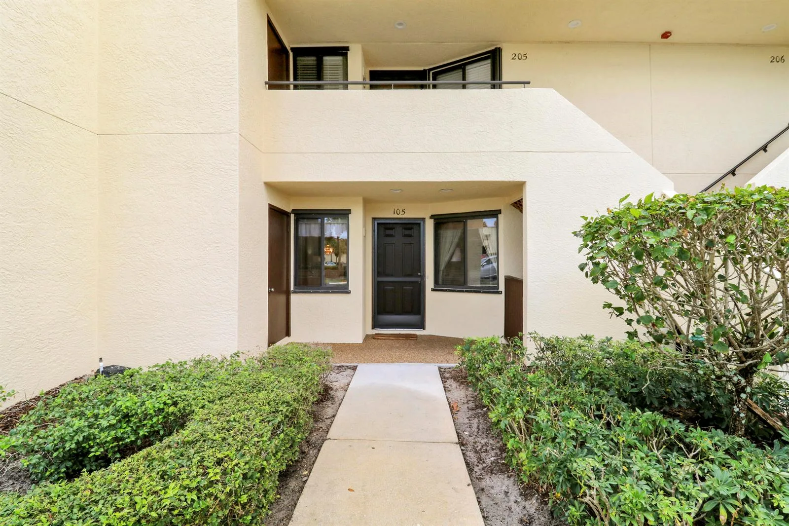 6980 SE Constitution Boulevard # 105, Hobe Sound, FL 33455 photo 2
