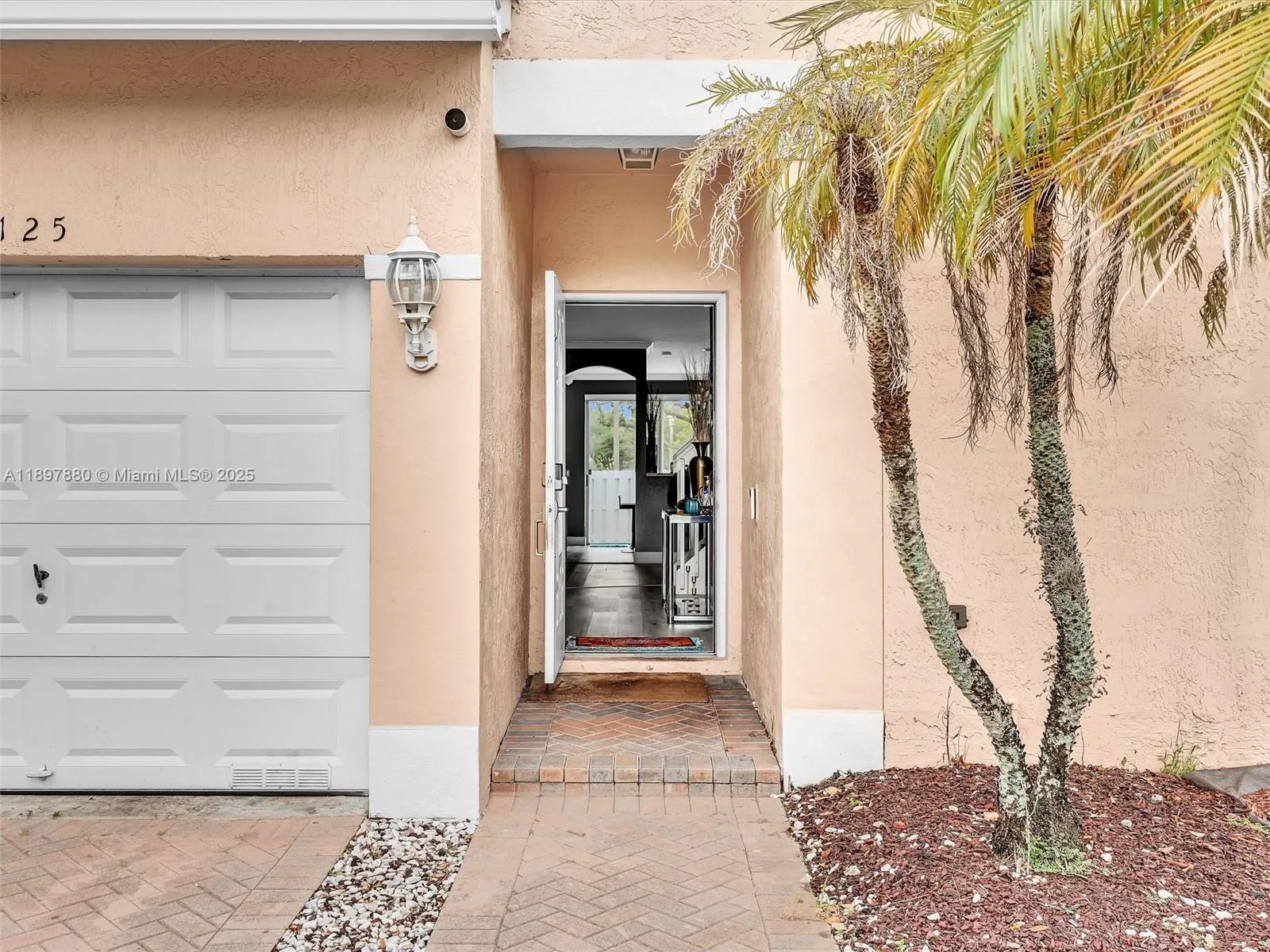 9125 NW 40th St, Sunrise, FL 33351 photo 3
