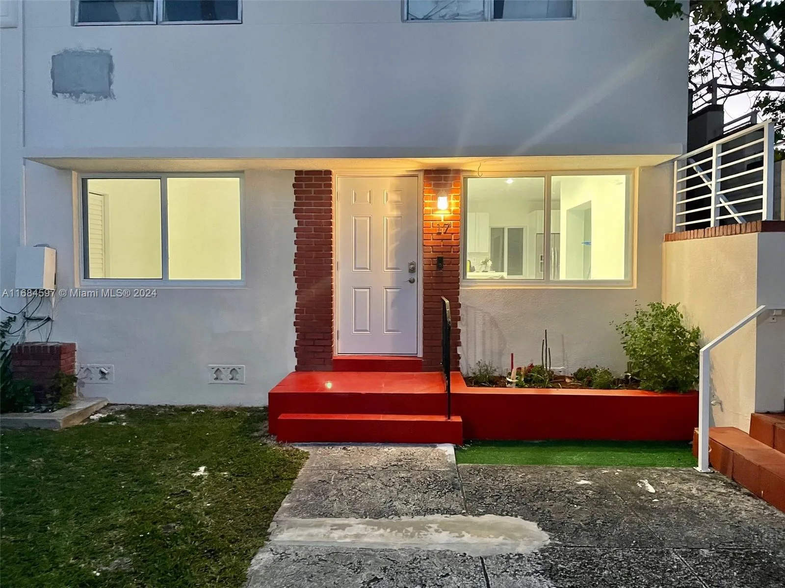 1201 Marseille Dr # 17, Miami Beach, FL 33141