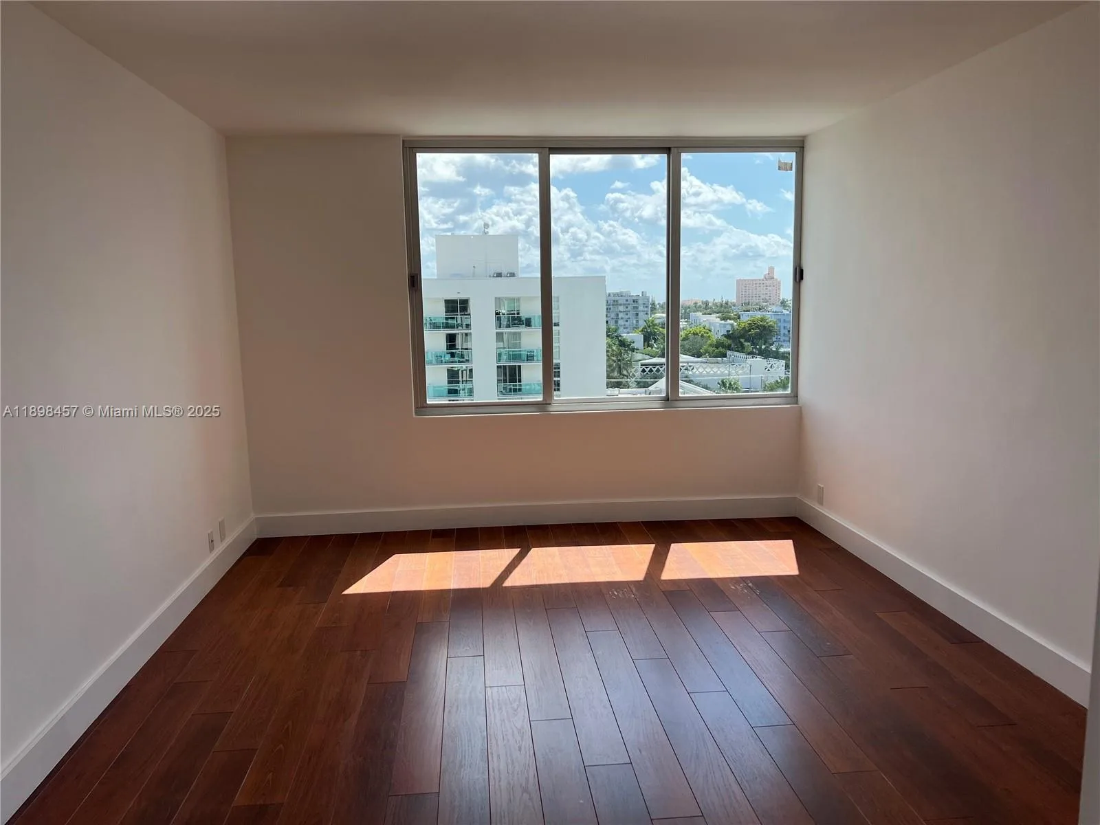 1000 West Ave # 808, Miami Beach, FL 33139 photo 2