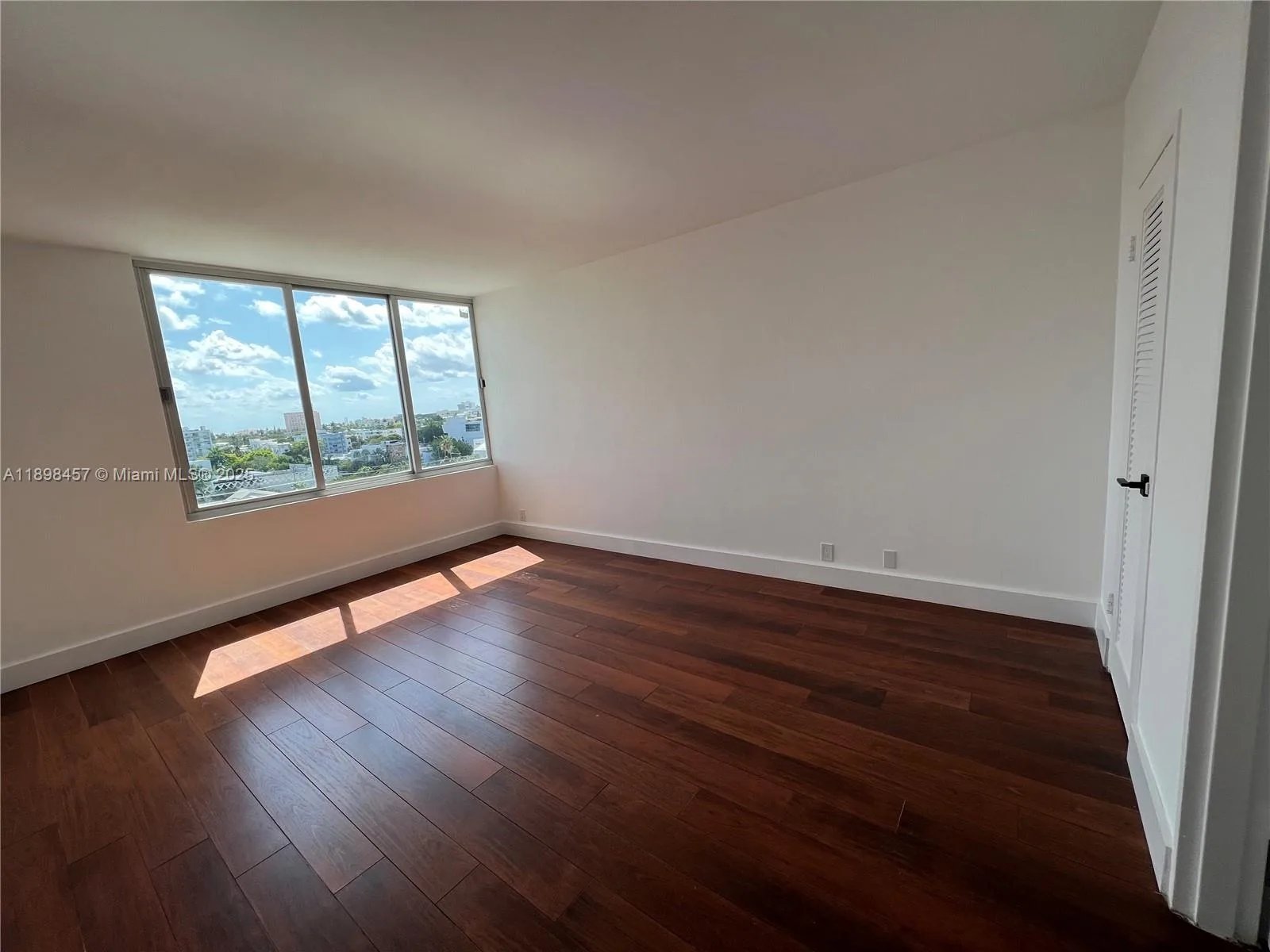 1000 West Ave # 808, Miami Beach, FL 33139 photo 3