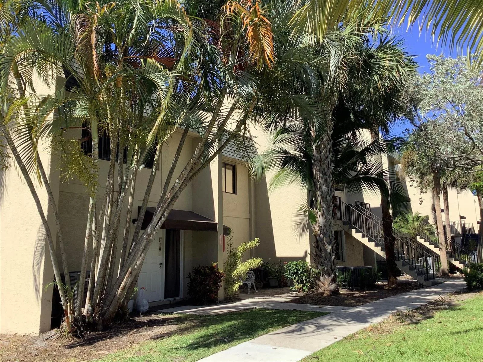 65 DEER CREEK Road # H102, Deerfield Beach, FL 33442