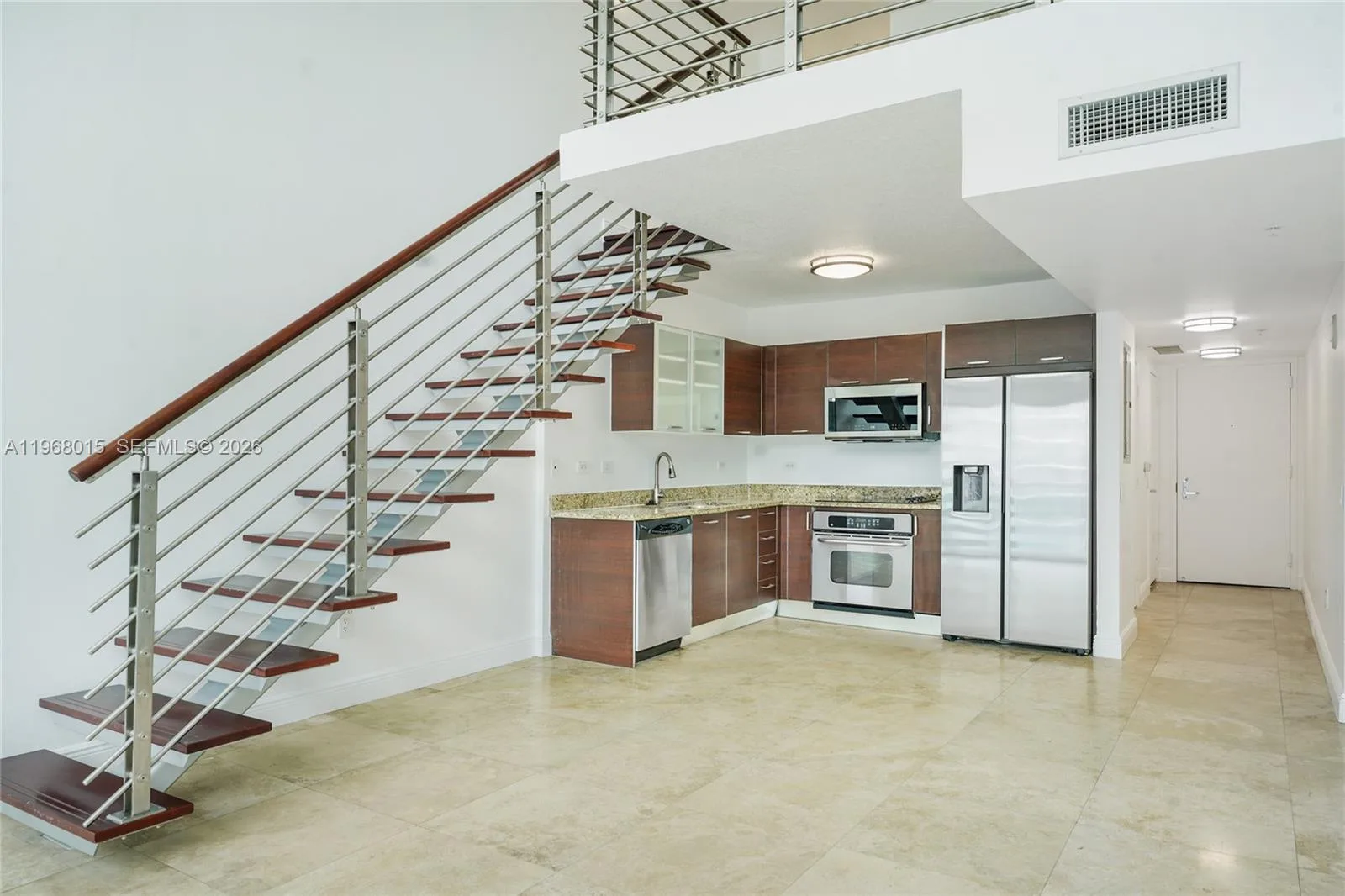 41 SE 5th St # 1514, Miami, FL 33131 photo 5