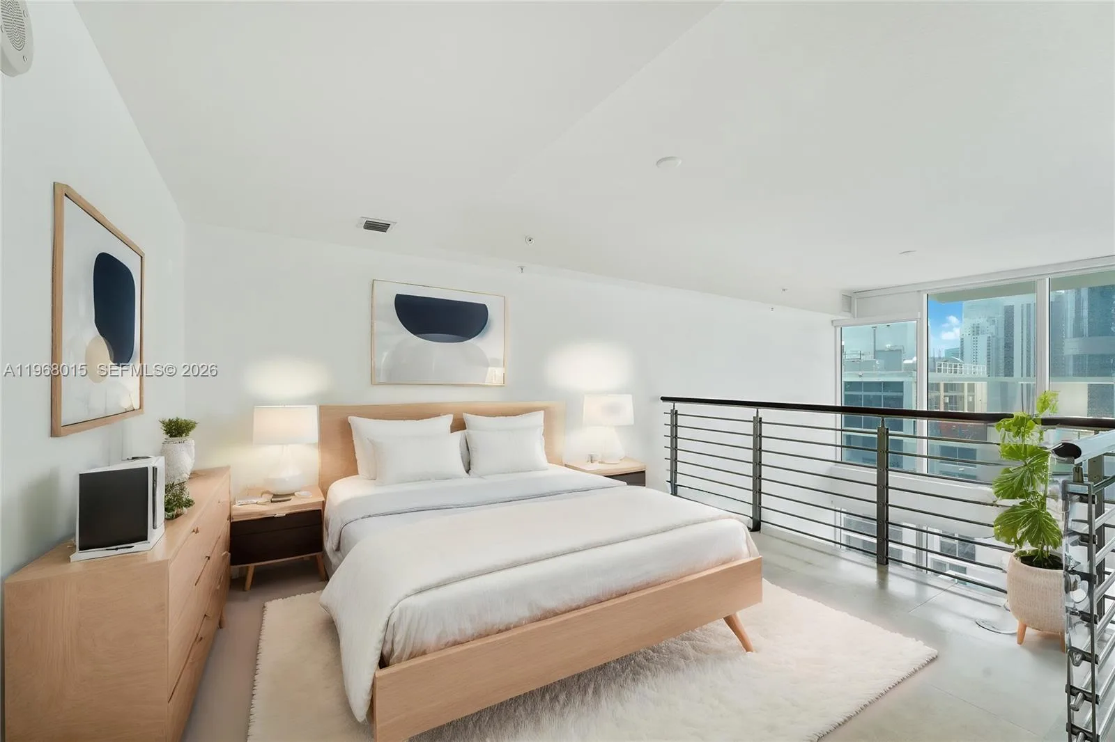 41 SE 5th St # 1514, Miami, FL 33131 photo 8