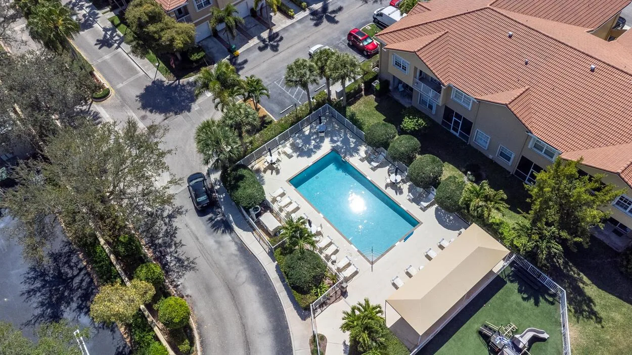 110 Lighthouse Circle # H, Tequesta, FL 33469