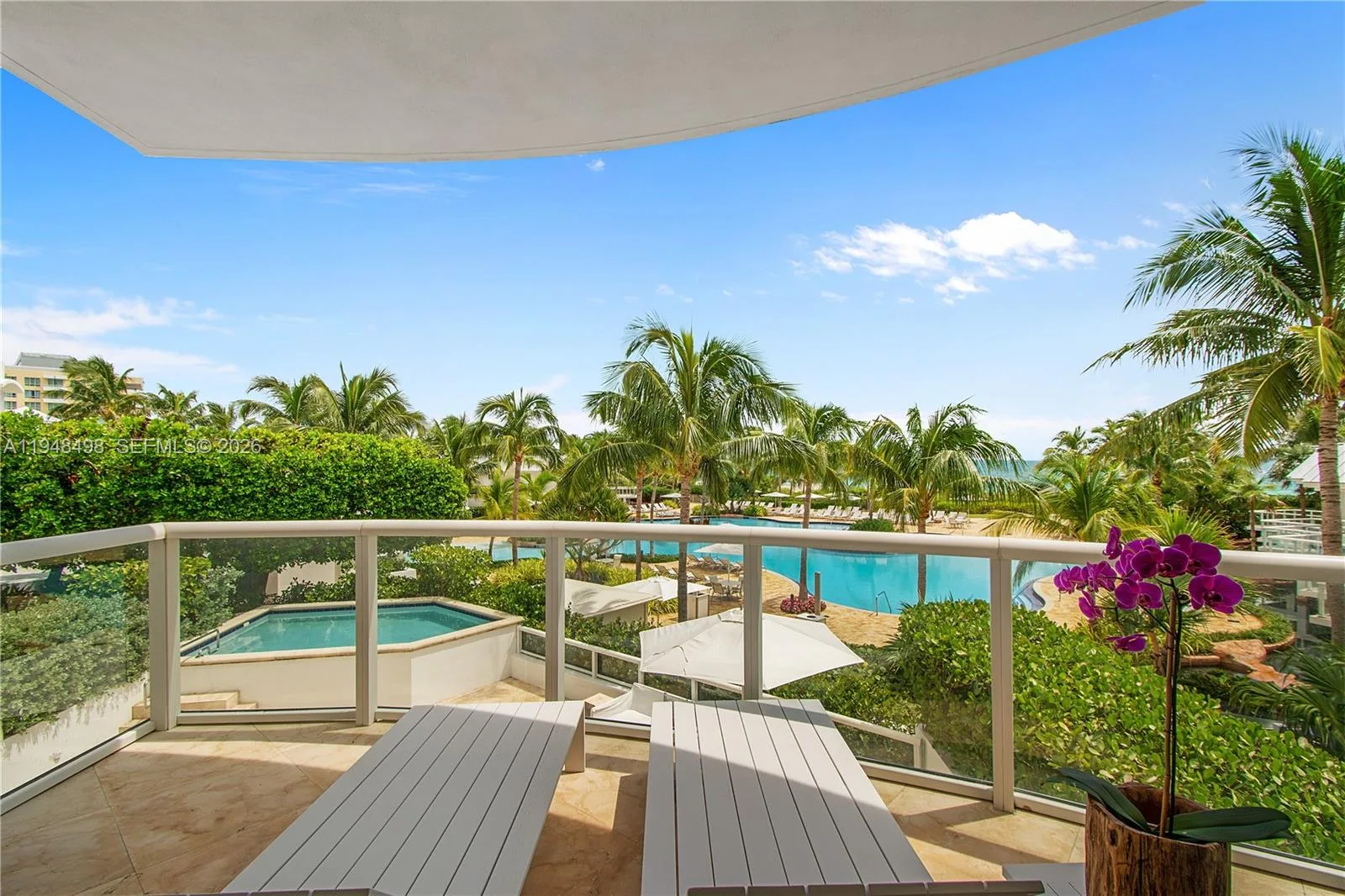 50 S Pointe Dr # TWN2, Miami Beach, FL 33139