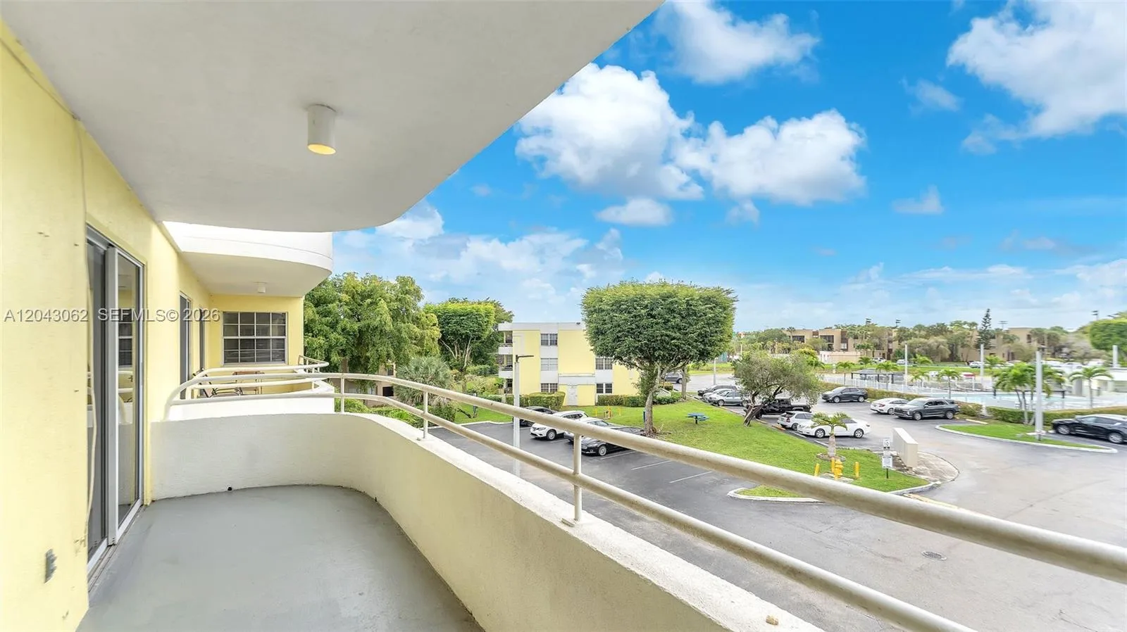 10755 SW 108th Ave # 304, Miami, FL 33176 photo 3