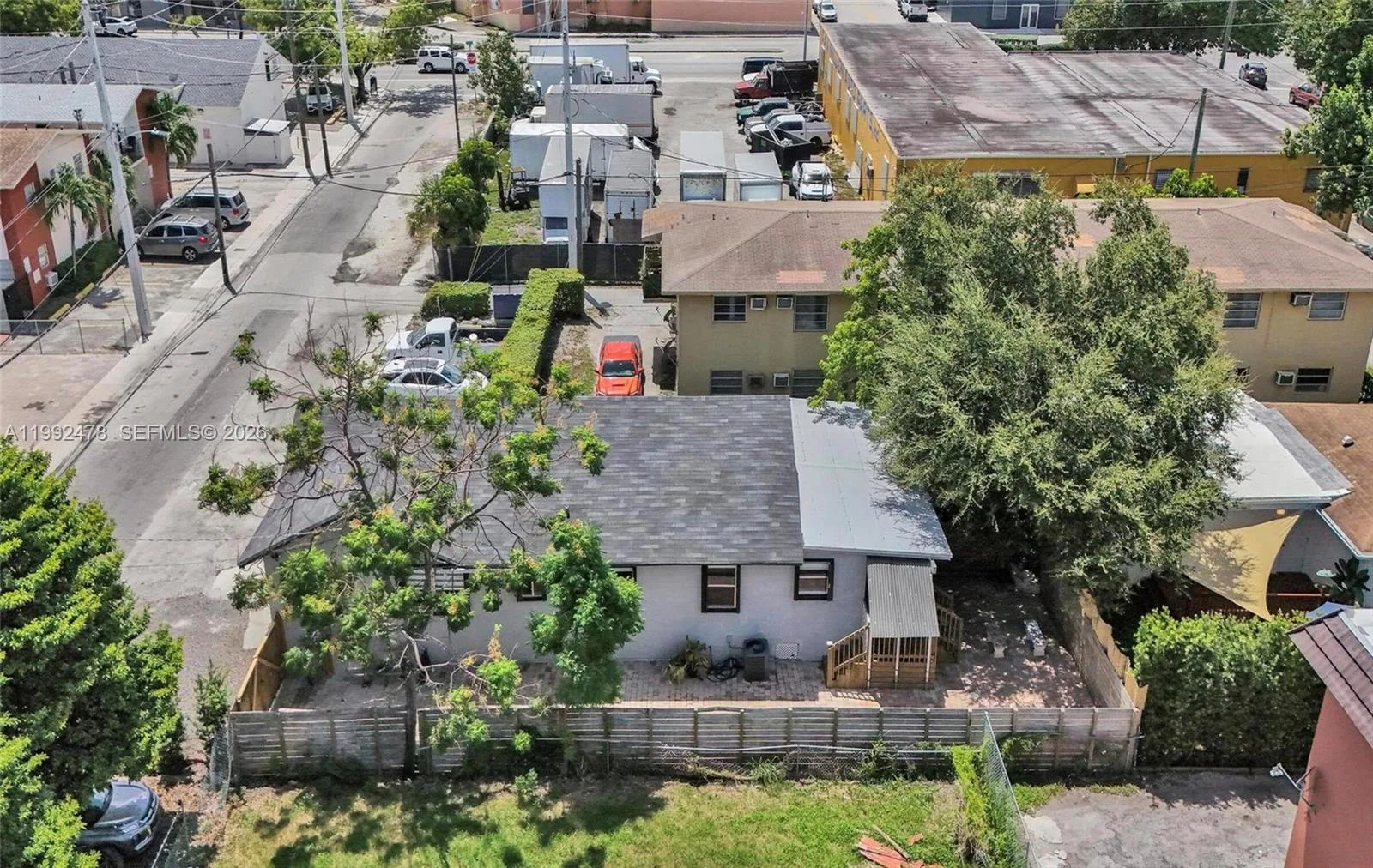 2135 SW 4th St, Miami, FL 33135 photo 4