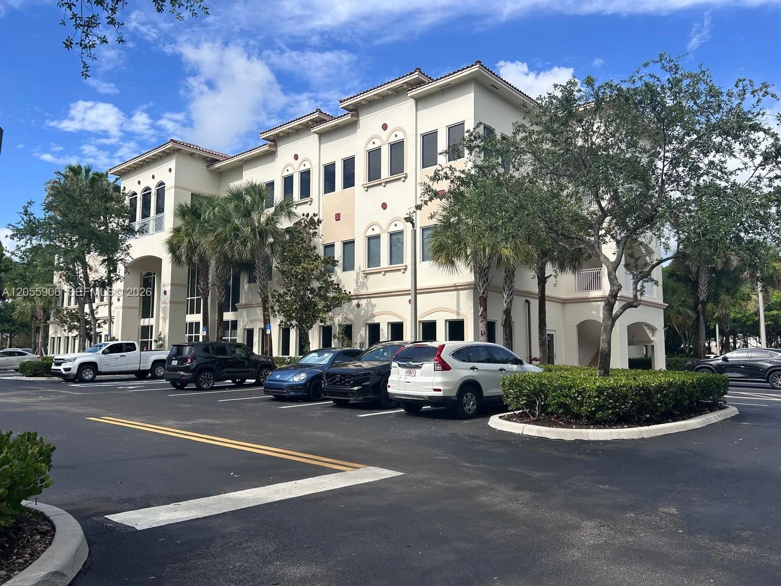 2893 Executive Park Dr # 105, Weston, FL 33331