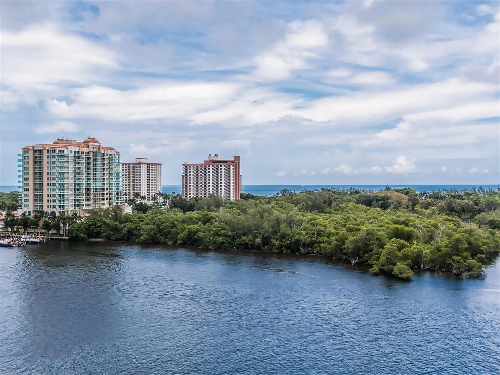 888 INTRACOASTAL Drive # 10E, Fort Lauderdale, FL 33304