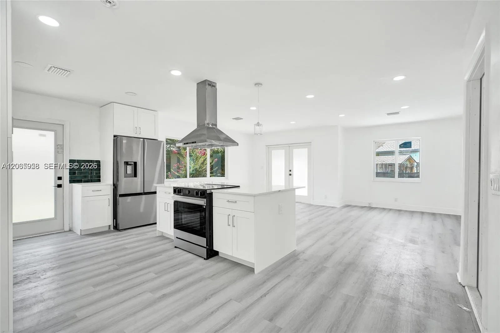2343 NW 28th St # 1, Oakland Park, FL 33311 photo 3