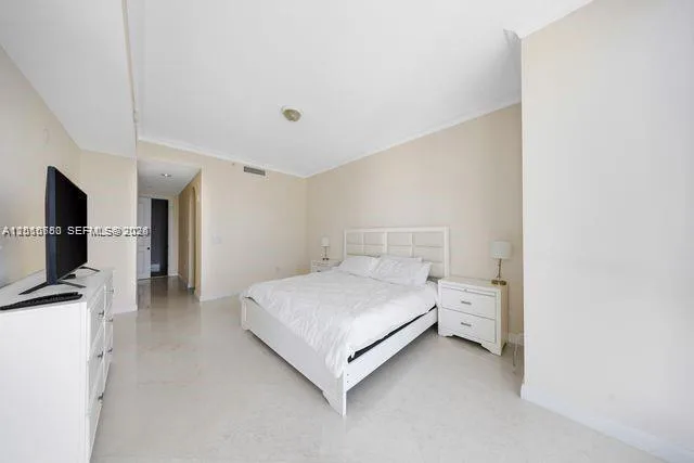 18101 Collins Ave # 4702, Sunny Isles Beach, FL 33160 photo 10