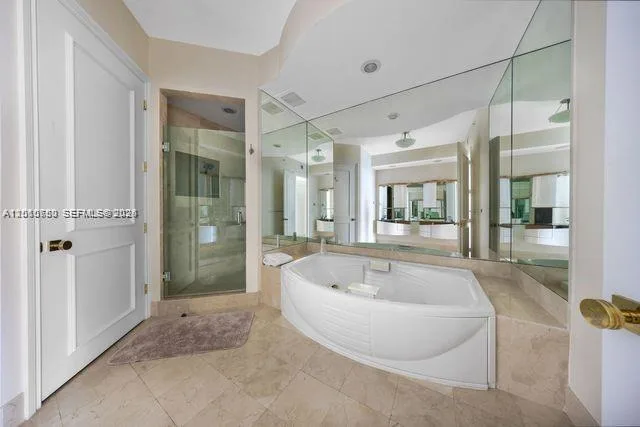 18101 Collins Ave # 4702, Sunny Isles Beach, FL 33160 photo 12