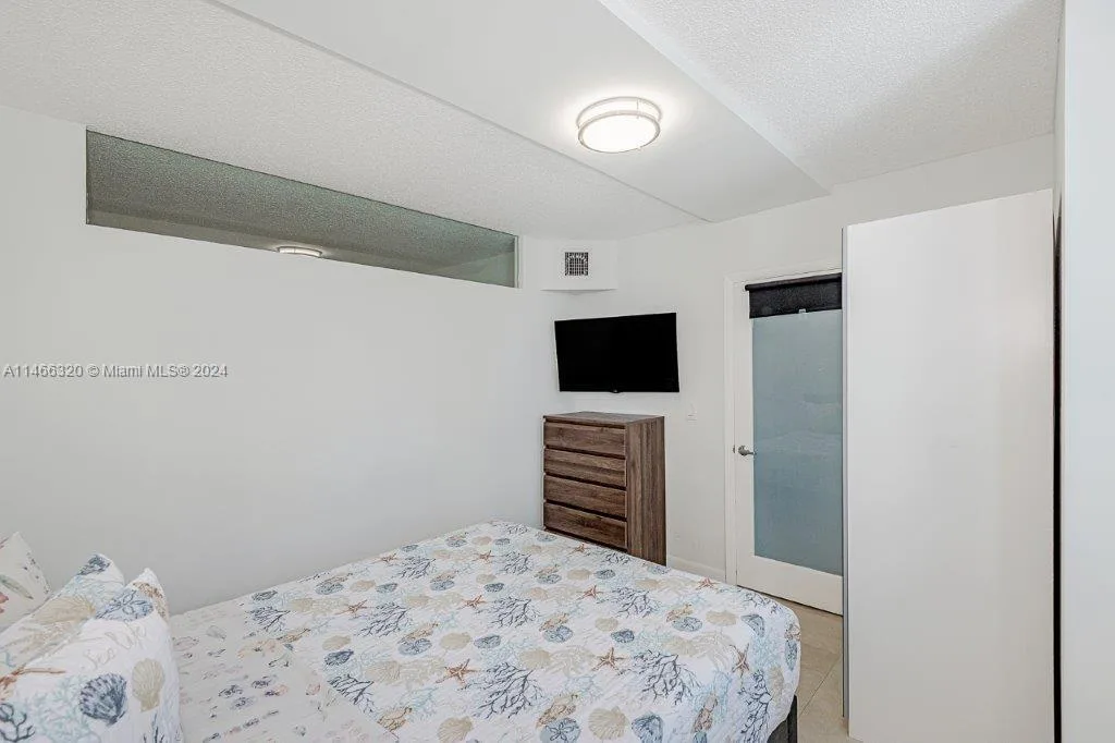 2301 Collins Ave # 803, Miami Beach, FL 33139 photo 11