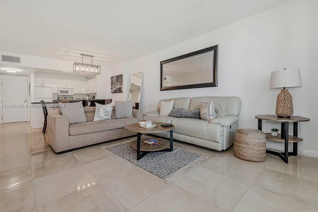 2301 Collins Ave # 803, Miami Beach, FL 33139 photo 6