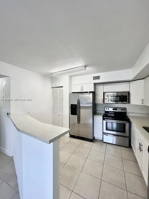 3690 N 56th Ave # 902, Hollywood, FL 33021 photo 2